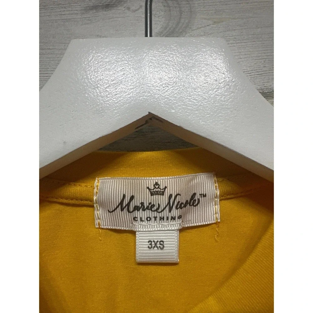 Marie Nicole Clothing Short Set Fits 6-12m Yellow Striped Pocket EUC
